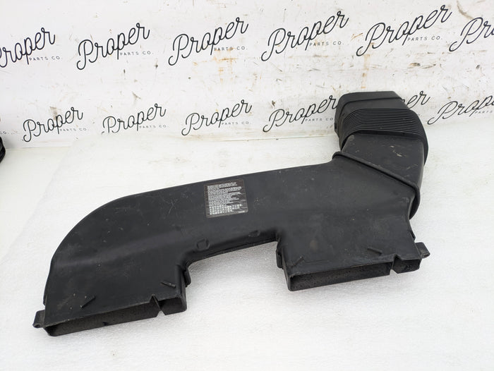 BMW E90 E92 E93 335xi 335i N55 Engine Air Intake Duct Pipe 7599282 *DAMAGED*