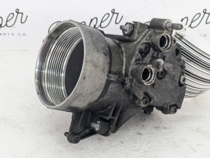 BMW E60 E61 M5/E63 E64 M6 S85 Engine Oil Filter Housing 7836449