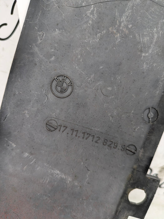 BMW E30 325i 320i 318i Engine Cooling Fan Shroud Cover 1712829