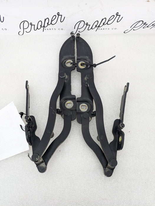BMW E46 M3 330ci 325ci 323ci Convertible Rear Trunk Lid Hinge Support 8222715/8222716 * DAMAGED*
