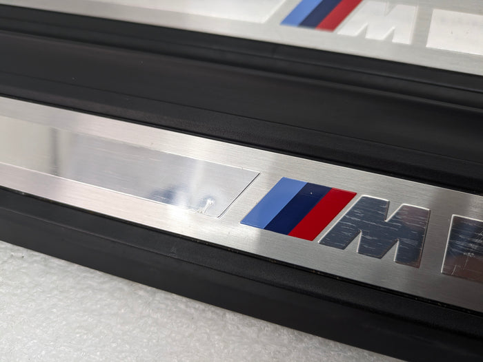 BMW G22 430ix 440ix M Sport Left/Right Driver/Passenger Door Sill Trim Set Pair 8077315 *DAMAGED*