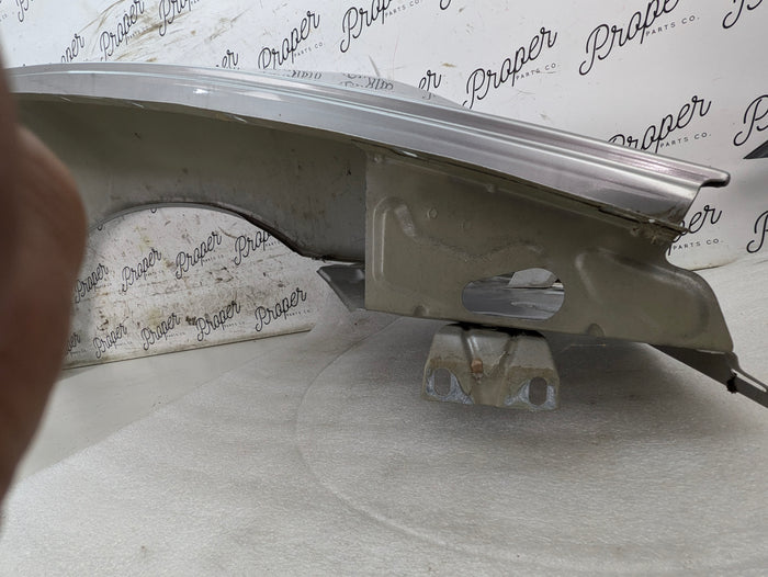 Porsche 986 Boxster S/996 911 Left/Driver Side Front Fender Arctic Silver Metallic (9TU/X1) 99650303106GRV