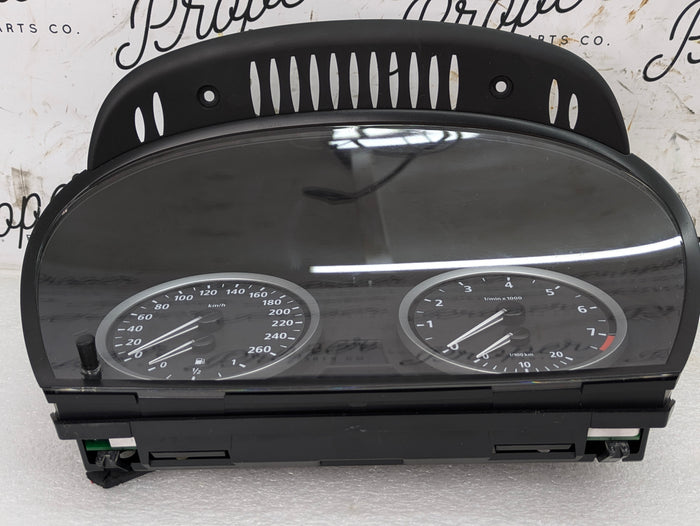 BMW E61 530xi Instrument Gauge Cluster Speedometer Tachometer Km/h Petrol 6974572 *Damaged*
