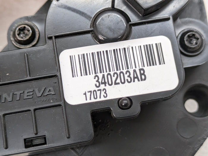Chevrolet C7 Corvette Stingray Glovebox Release Actuator Motor Assembly & Bracket 340203AB