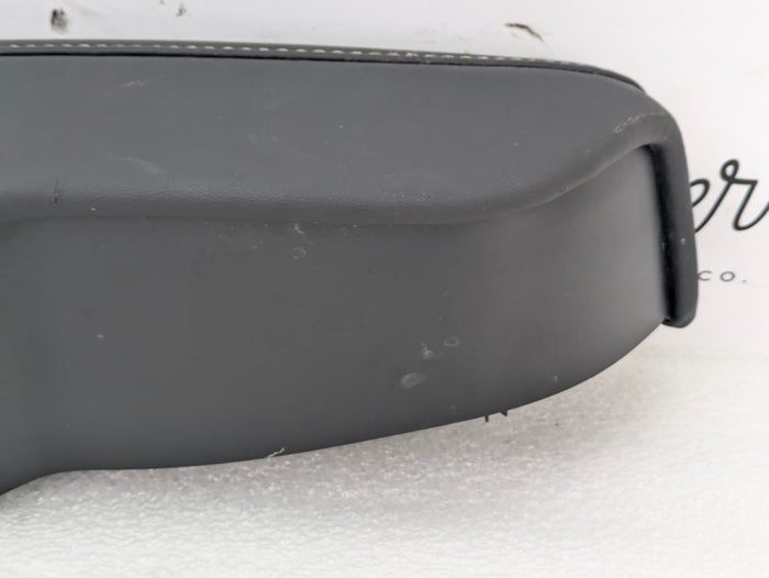 2021 Volvo V60 T6 R-Design Left/Driver Side Rear Door Arm Rest Handle