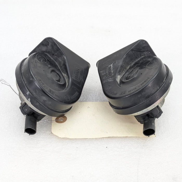 BMW E90 E91 E92 E93 3 Series Horn Low & High Pitch Tone Pair 61337159420