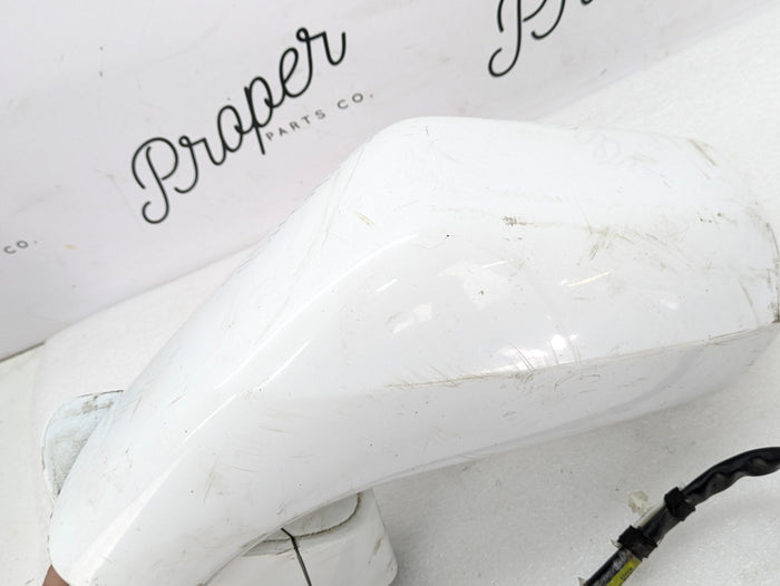 Chevrolet C7 Corvette Stingray Left/Driver Side View Mirror Assembly Arctic White (G8G) 22939303 *DAMAGED*