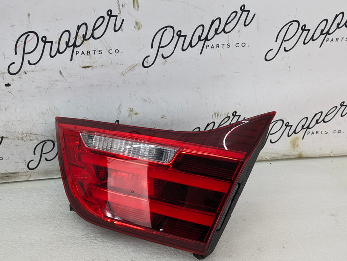 BMW F36 F32 F33 435xi 428i 440i 428i Pre-LCI Right/Passenger Side Inner Tail Light 7296102