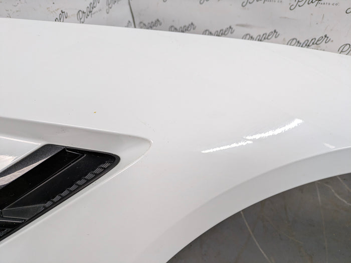 Chevrolet C7 Corvette Stingray Front Right/Passenger Side Fender Arctic White (G8G) *DAMAGED*