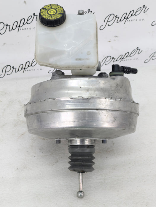 2021 Volvo V60 T6 R-Design Power Brake Booster & Master Cylinder 32130197