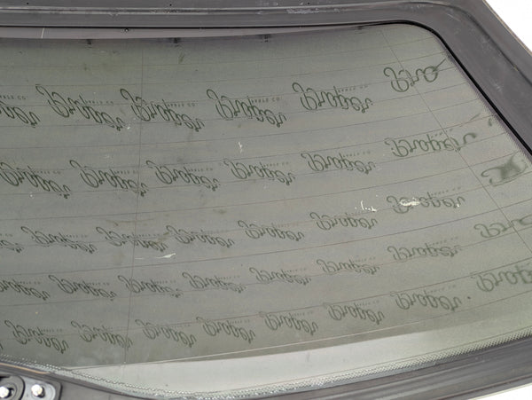 *Note** BMW E61 530xi M5 550i 525xi Rear Hatch Window Glass Tinted 51317163460 *Damage*