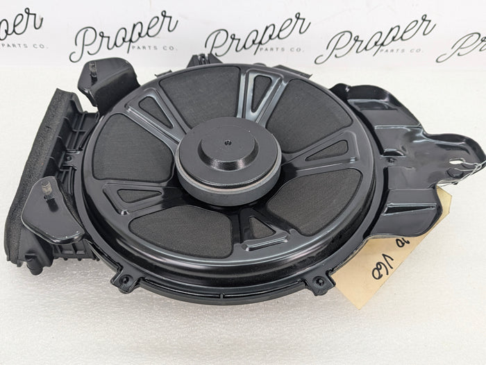2021 Volvo V60 T6 R-Design Audio Subwoofer Sub Speaker 31456823