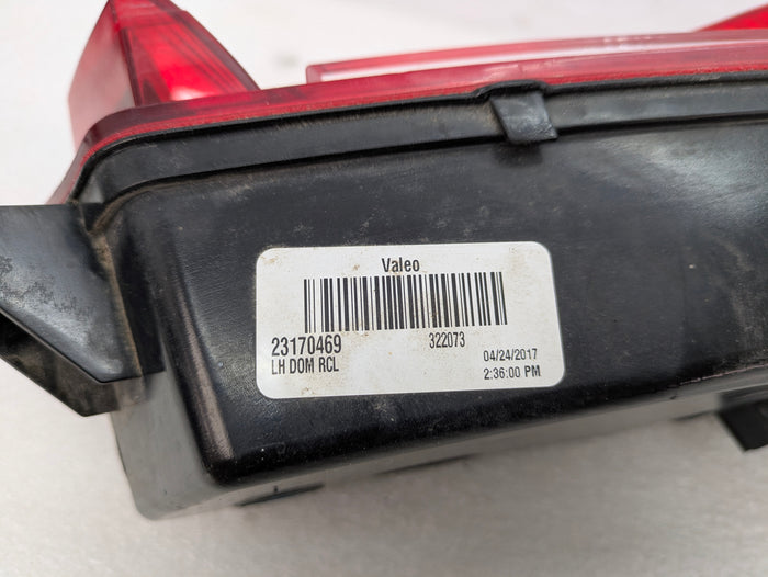 Chevrolet C7 Corvette Stingray Rear Left/Driver Side Tail Light 23170469 *DAMAGED*