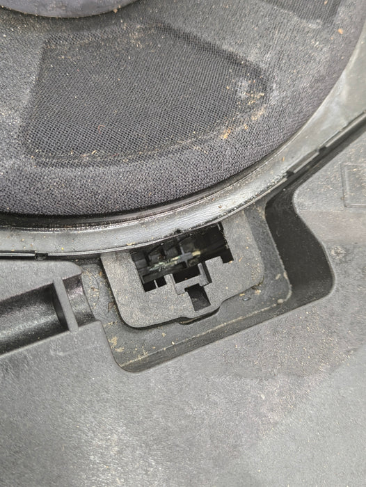 BMW E90 E91 E92 E93 3 Series Left/Driver Hi Fi Subwoofer Speaker 9143143