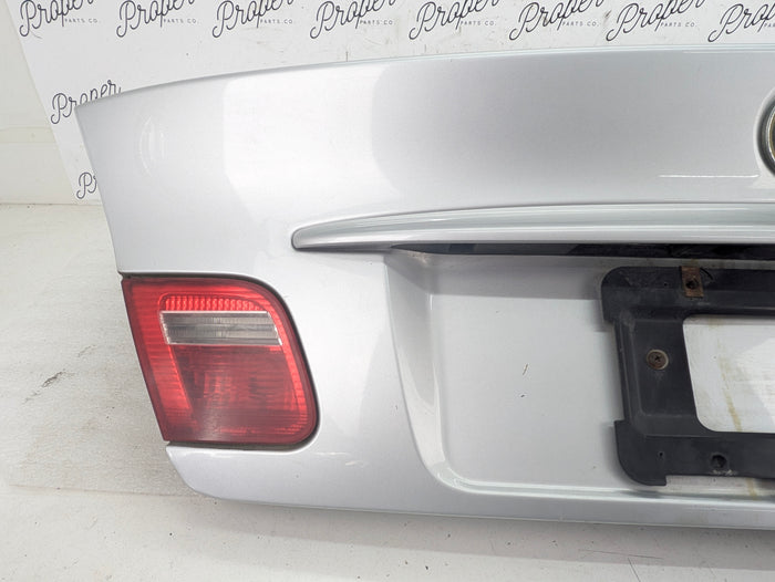 BMW E46 330ci 325ci Coupe Trunk Lid *Note*
