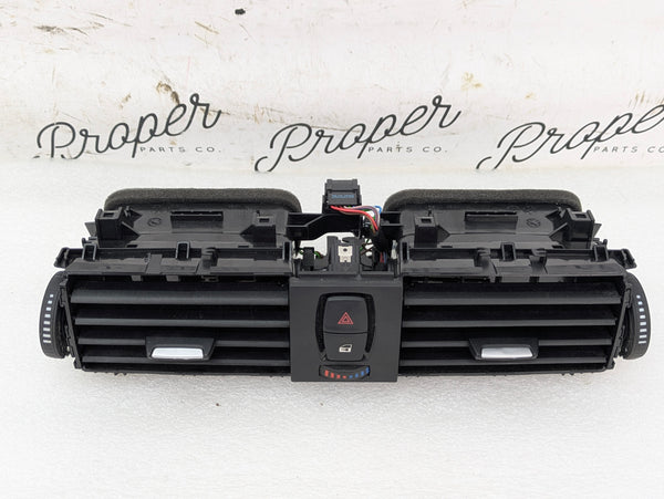 BMW F36 F30 F31 F32 F33 F34 435xi Dashboard Center Vents 9218552