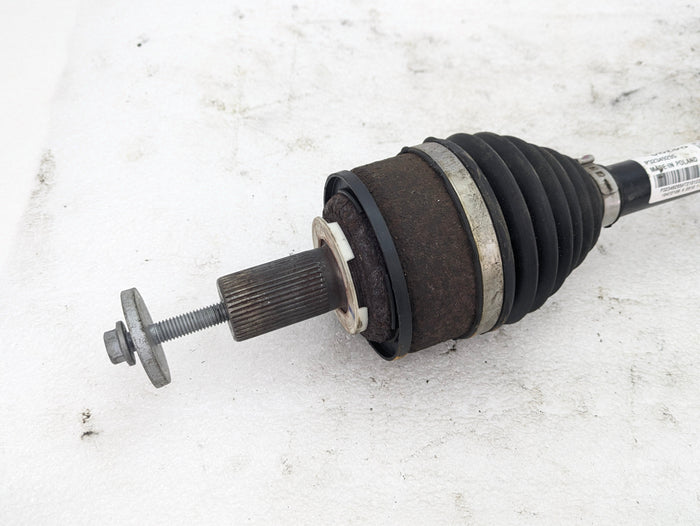 2021 Volvo V60 T6 R-Design Right/Passenger Side Front Axle Shaft 32349295