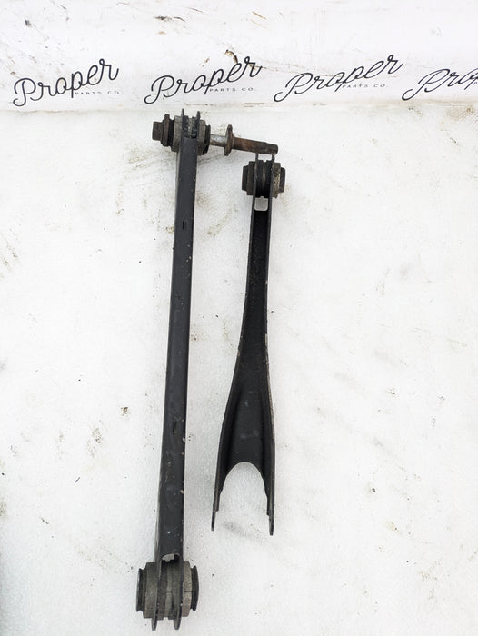 BMW F22 F23 228xi 230xi M235xi M240xi Rear Right/Passenger Side Control Arm Set