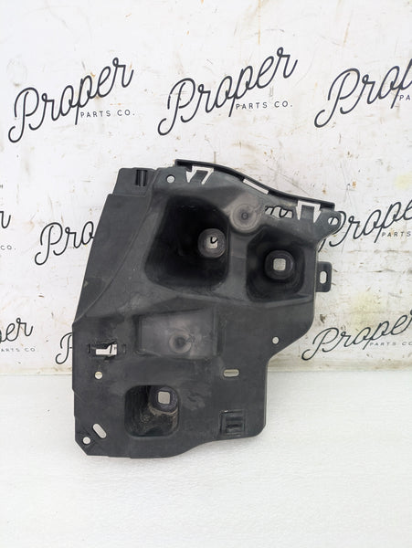 BMW G22 G23 430ix M440ix G82 G83 M4 Rear Right/Passenger Side Inner Bumper Bracket Support Mount 7497112