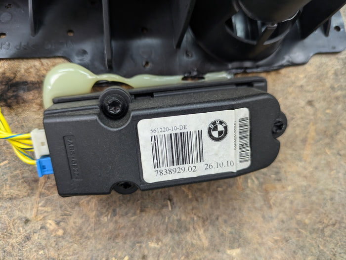 BMW E90 E91 E92 E93 335xi Driver Front Left Door Card Panel 9167869