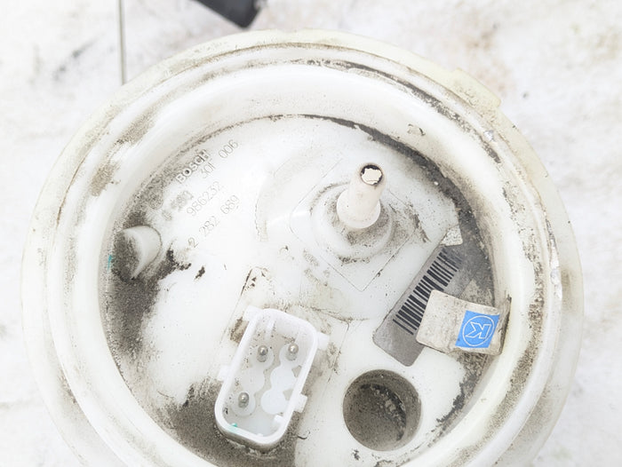 BMW E60 E61 M5/E63 E64 M6 Fuel Pump W/Level Sensor Right 2282690/2282689