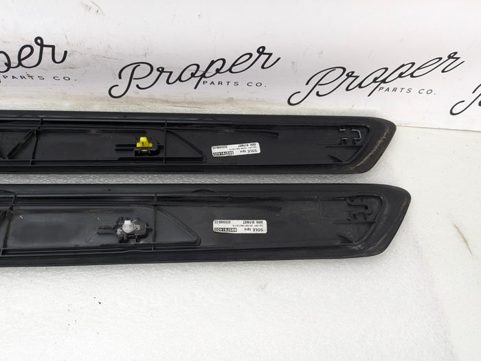 BMW F22 228xi 230xi M Sport Left/Right Door Sill Set 8055499 *DAMAGED*