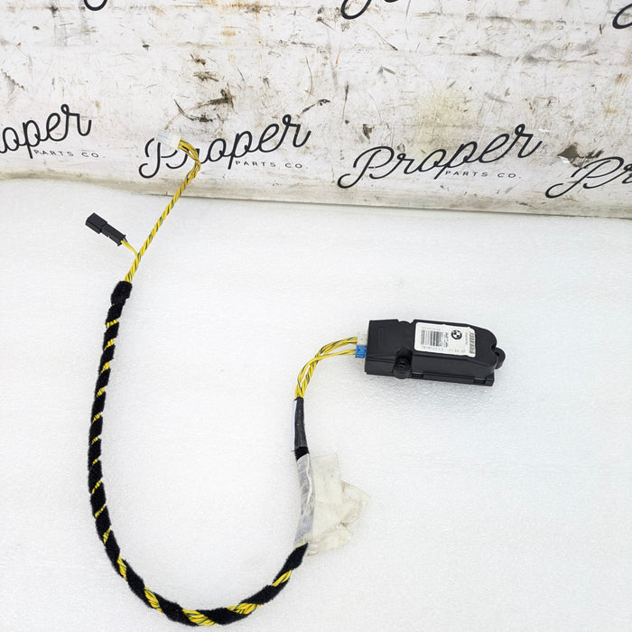 BMW E90 E92 E91 E93 335xi 330xi 328xi 325xi 323xi M3 Individual Audio Frequency Crossover Module & Wiring Harness 7838929/7840987