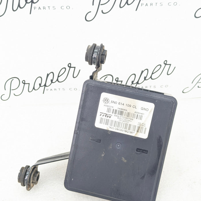 2016-2018 Audi 8U Q3 ABS Anti Lock Brake System Pump Control Module 5N0614109CL