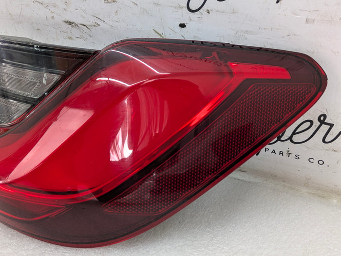 BMW G20 330ix M340ix 330ex G80 M3 Pre-LCI Right/Passenger Side Outer LED Tail Light 7495086/63217420452