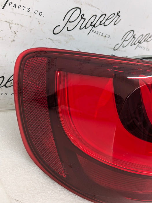 BMW F22 F23 228xi 230xi M235xi M240xi F87 M2 Pre-LCI Left/Driver Side Tail Light Assembly 7295427 *DAMAGED*