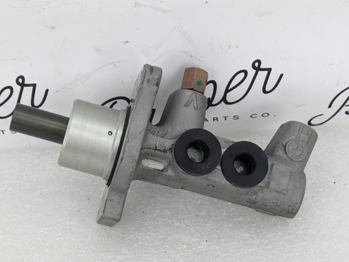 BMW E46 330ci 328ci 325ci 323ci 320i Brake Master Cylinder 34316757839
