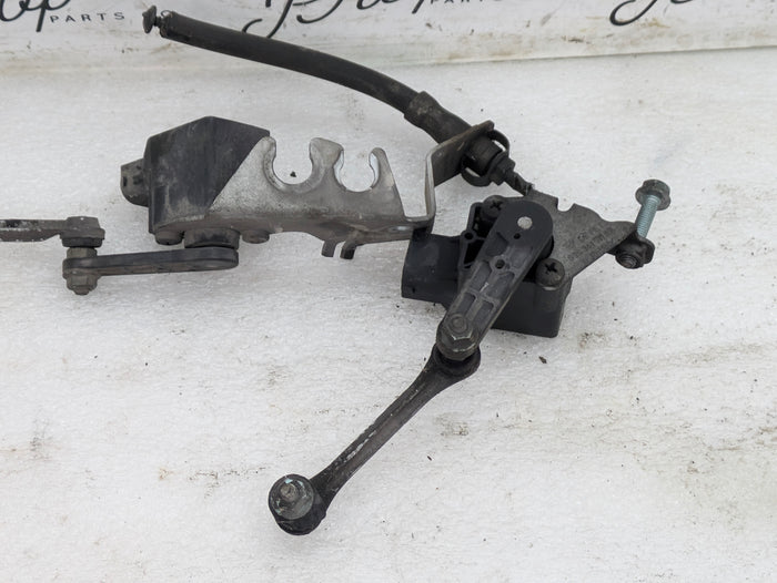 Porsche 996.2 911 Carrera 4 Front/Rear Headlight Level Sensors & Mounting Brackets 99663112100/99634151102/99635550504