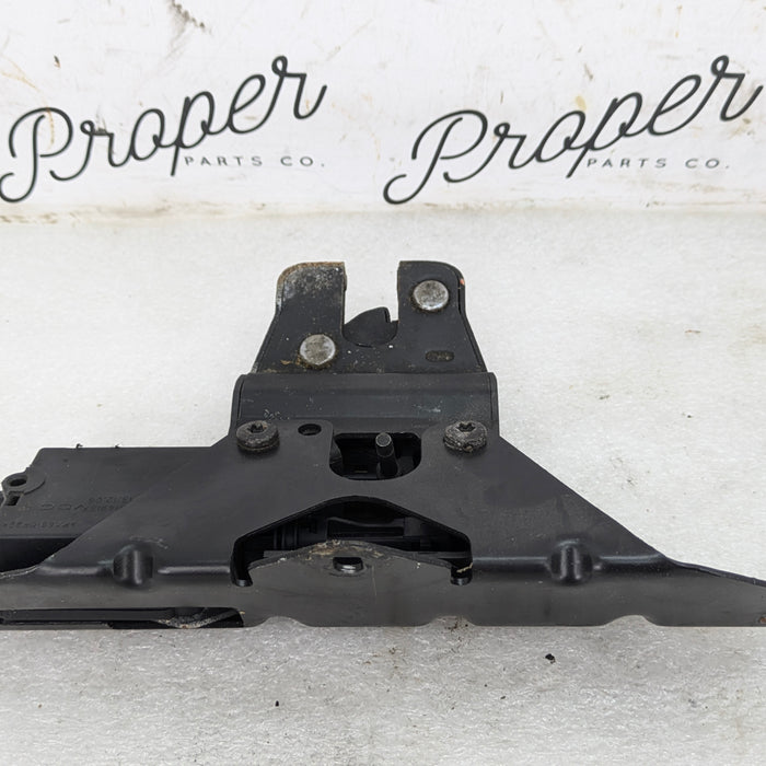 BMW E61 530xi 525xi 545i 550i Wagon Rear Tailgate Lift Lock Latch Actuator 7071594