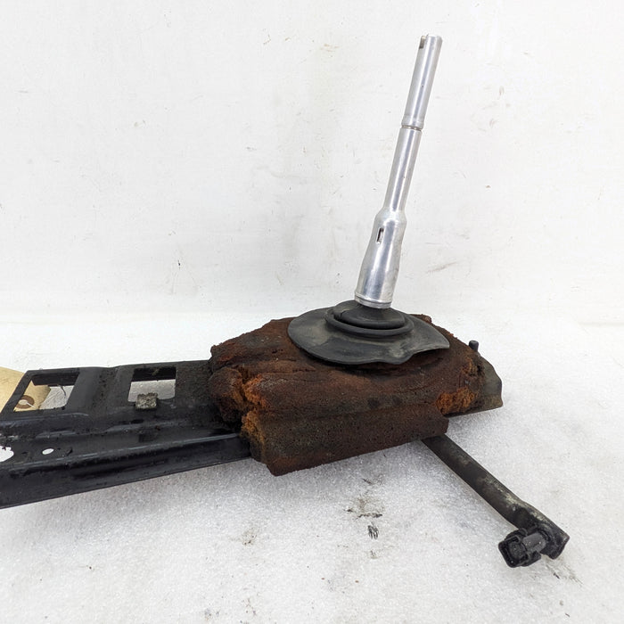 BMW E21 320i 5 Speed Manual Transmission Shifter 25111220326/25111220501/25111220316 *DAMAGED*