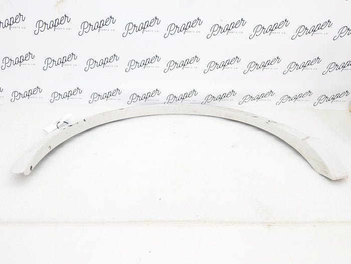 2015-2018 Audi 8U Q3 Front Right Wheel Moulding Cortina White 8U0853818C *DAMAGED*