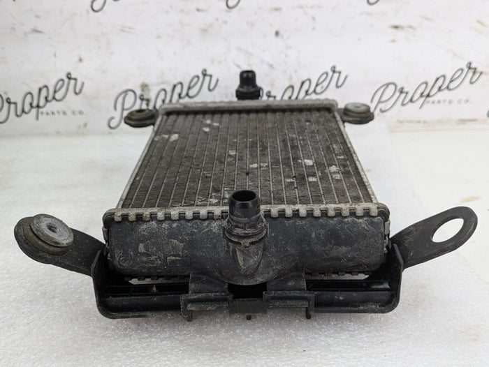 BMW F22 F23 228xi 228i M Sport N20 N26 Auxiliary Engine Oil Cooler & Plastic Shroud/Frame/Bracket 7600698/7600697