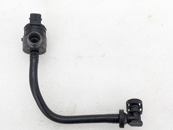 BMW E90 3 Series Fuel Tank Ventilation Hose & Valve 7618650