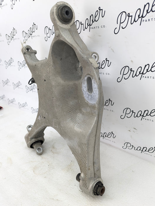 2021 Volvo V60 T6 R-Design Right/Passenger Side Rear Lower Control Arm 32292408