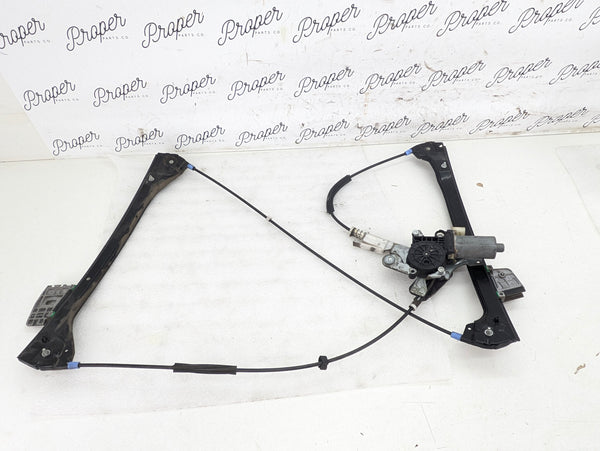 BMW E46 Coupe Convertible Right Passenger Side Window Regulator Assembly W/Motor 8204180