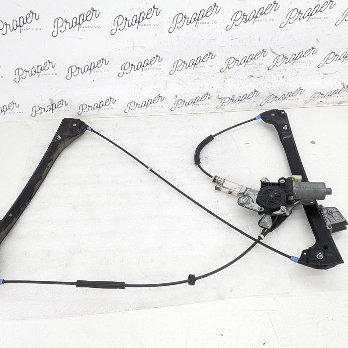 BMW E46 Coupe Convertible Right Passenger Side Window Regulator Assembly W/Motor 8204180