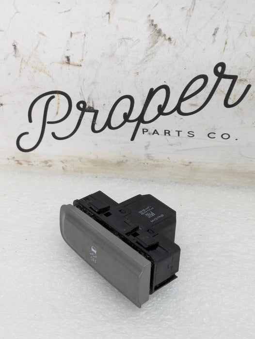 2015 Chevrolet 5th Gen Camaro 2SS Traction Control Control Button Switch 92218817