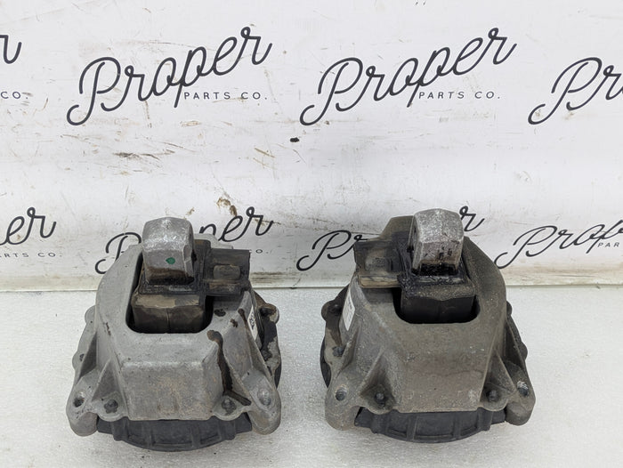 BMW G20 G22 G23 G26 330ix B46 Left & Right Engine Motor Mount Pair 7581621/7581622