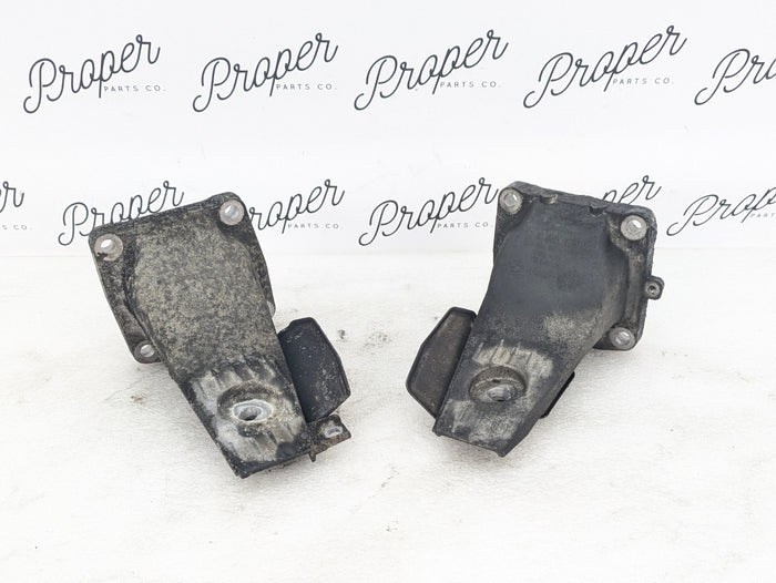 BMW E60 E61 M5 E63 E64 M6 S85 Engine Mount Bracket Set 2282633/2282629