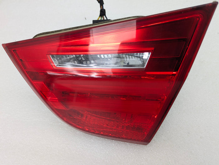 BMW E90 E91  335xi Passenger Rear Inner Tail Light LCI 7289428