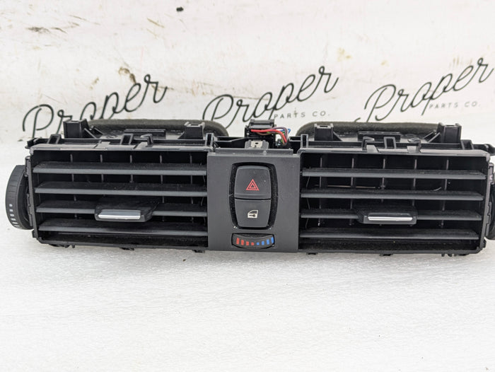 BMW F36 F30 F31 F32 F33 F34 435xi Dashboard Center Vents 9218552