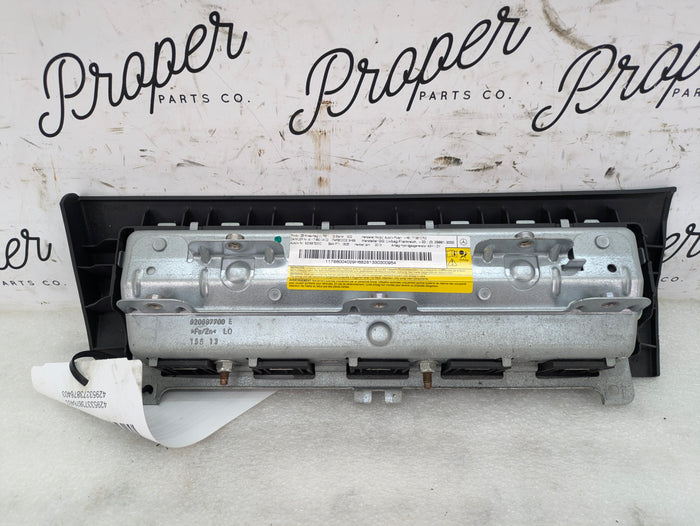 Mercedes-Benz C117 CLA250 Right/Passenger Side Knee Airbag A117860402