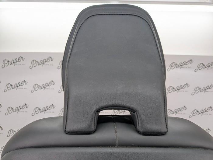 2021 Volvo V60 T6 R-Design Front Right/Passenger Side Black Leather Heated Seat *DAMAGED*