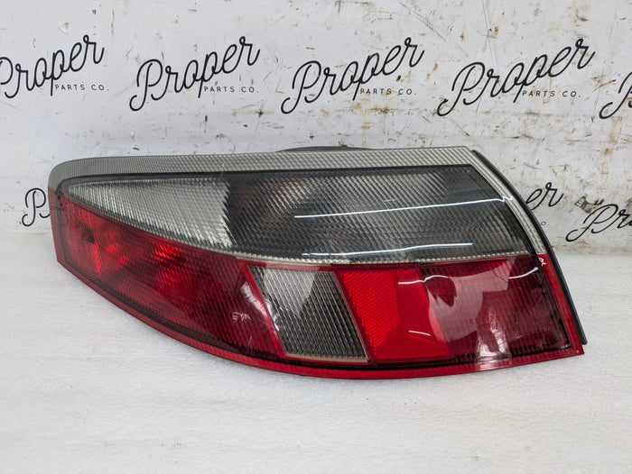 Porsche 996.2 911 Carrera 4 Rear Left/Driver Side Tail Light 99663149502 *DAMAGED*
