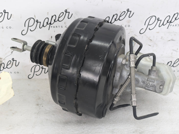 BMW E9X 3 Series Brake Booster & Master Cylinder 6785648