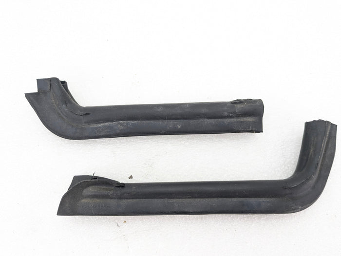 BMW E46 BMW E46 M3 330ci 328ci 325ci 323ci Misc. Engine Bay Hood Rubber Weather Seals Set